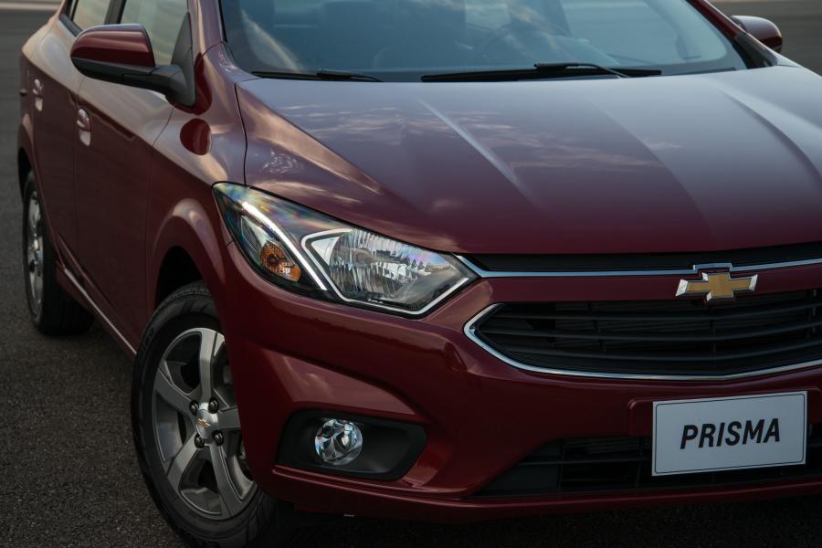 Детали экстерьера Chevrolet Prisma 2016 года  (фото 31 из 40)